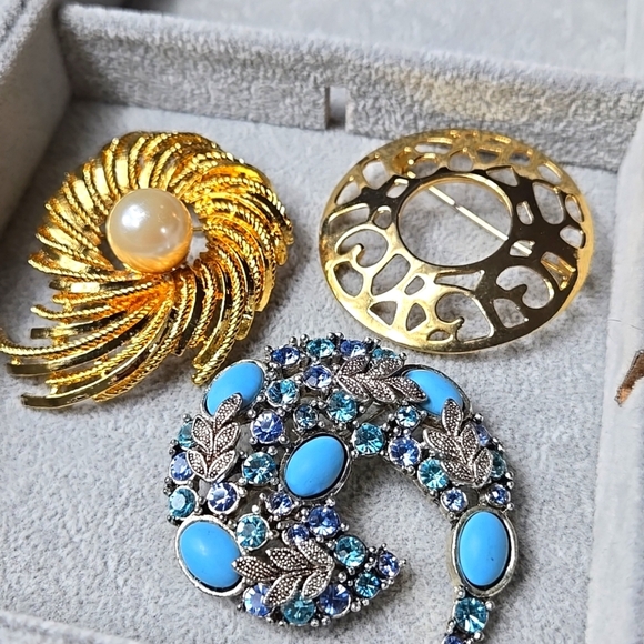 Elegant Gold and Silver Brooch Pin / Necelace Pedant  Set Of 3 - Picture 1 of 16